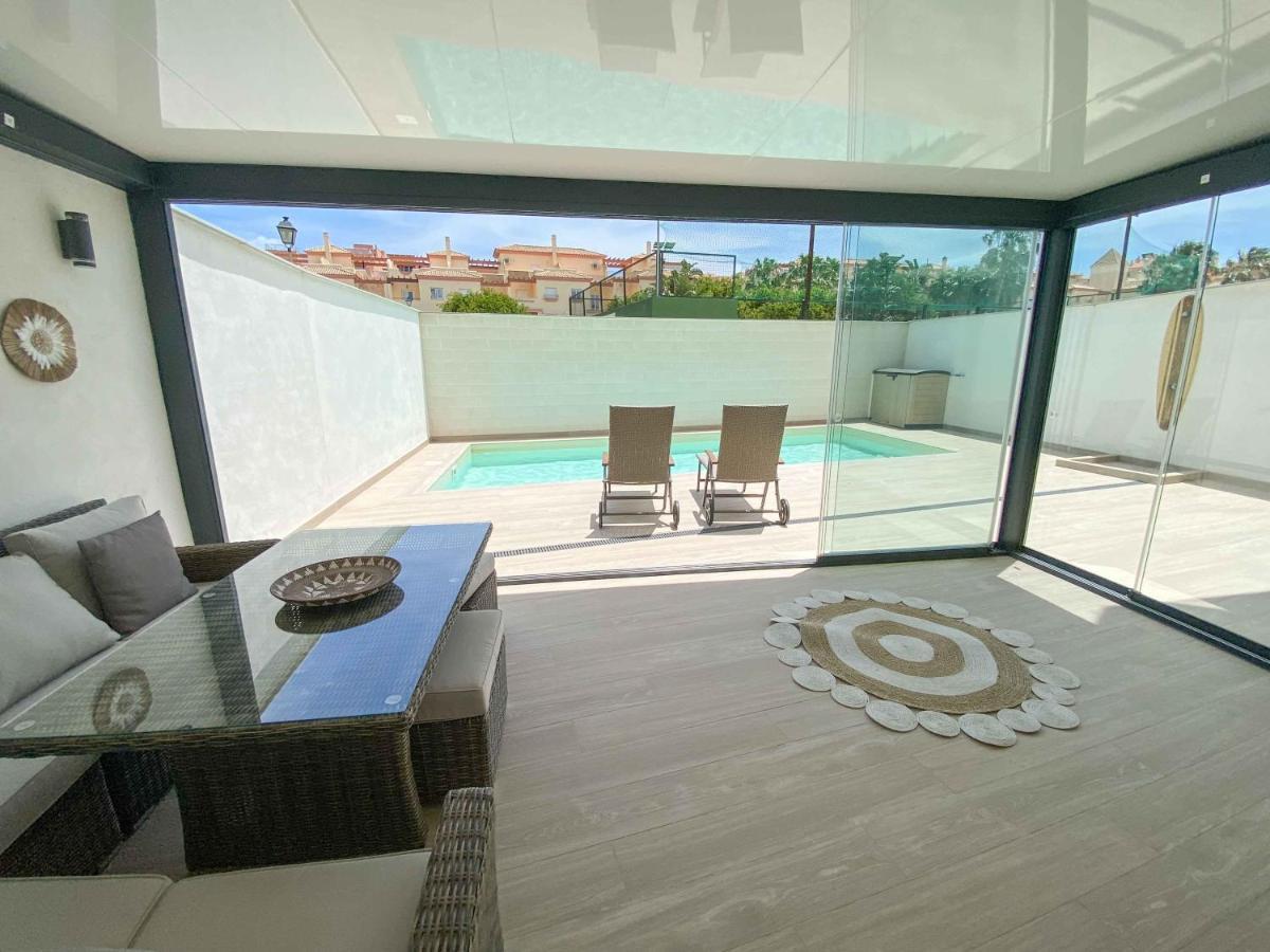 Tarifa Cozy House - Private Pool - Wifi - Modern Apartment Bagian luar foto
