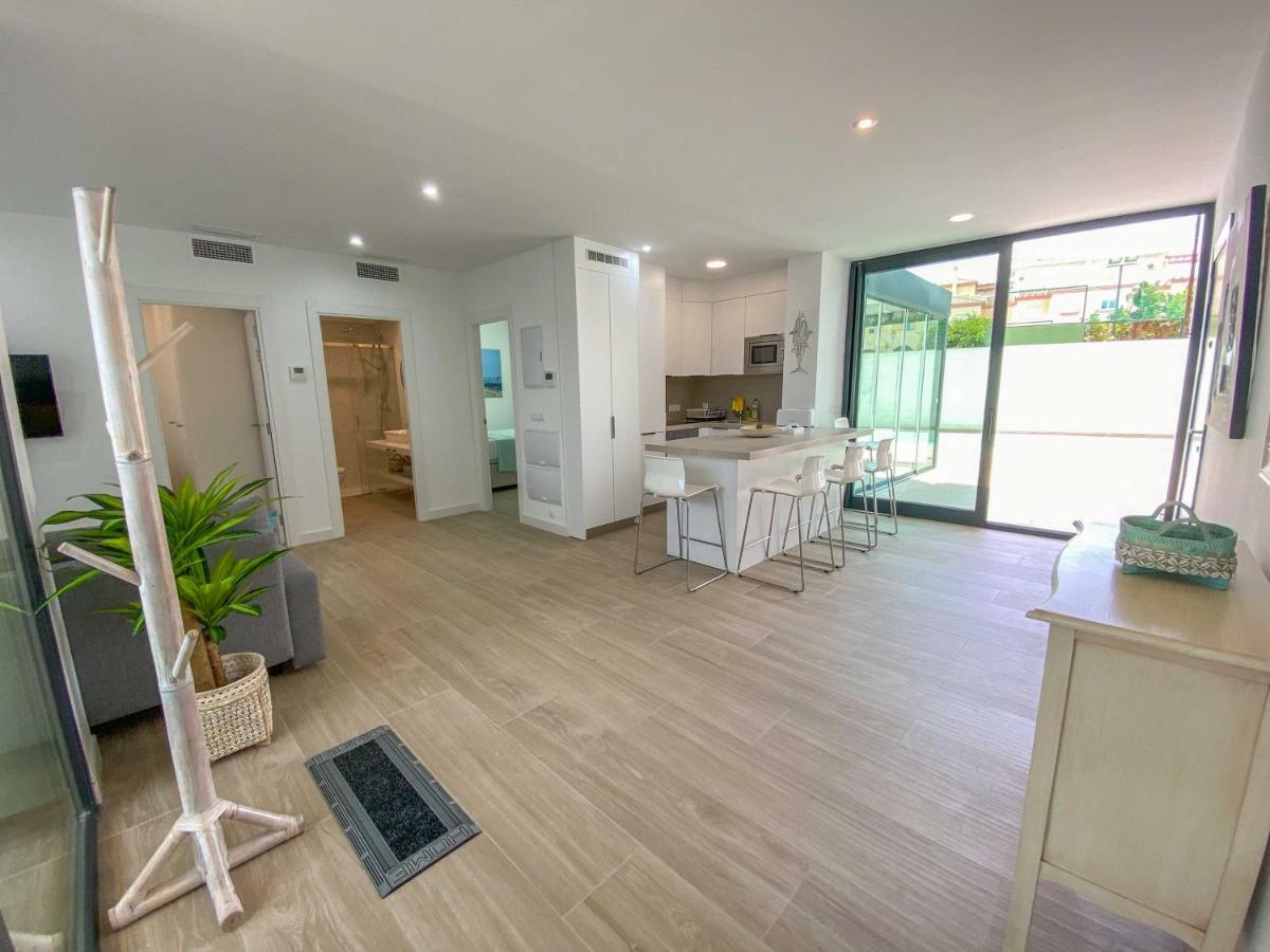Tarifa Cozy House - Private Pool - Wifi - Modern Apartment Bagian luar foto