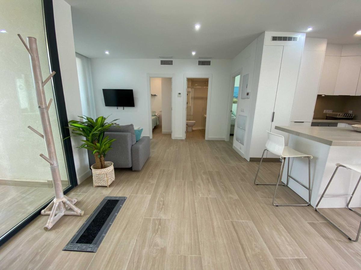 Tarifa Cozy House - Private Pool - Wifi - Modern Apartment Bagian luar foto