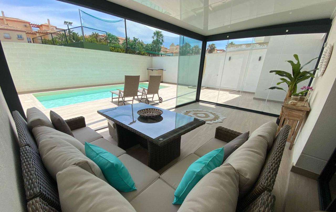 Tarifa Cozy House - Private Pool - Wifi - Modern Apartment Bagian luar foto