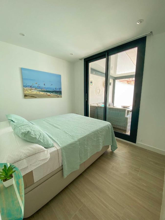 Tarifa Cozy House - Private Pool - Wifi - Modern Apartment Bagian luar foto